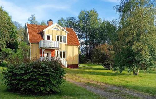 3 Bedroom Cozy Home In Sandsjfors