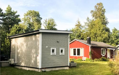 Nice Home In Heberg With Kitchen