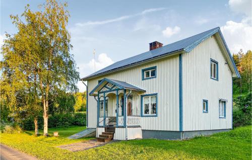 Gorgeous Home In Strmsund With Kitchen