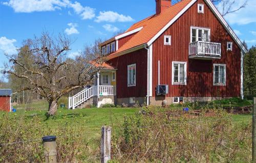 4 Bedroom Beautiful Home In Rrvik